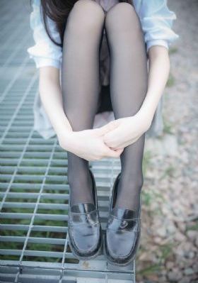 没有黄段子的无聊世界