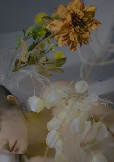 亚洲性人人天天夜夜摸