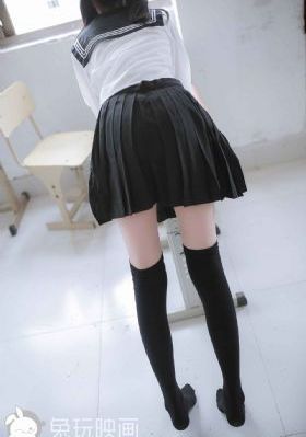 天海翼香汗女教师在线播放