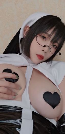 伦理年轻老师bd蜜桃成熟时