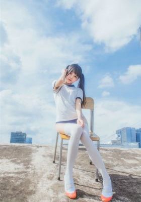 丰满的老女人的伦理