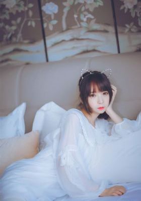 动漫裙子里面的野怪