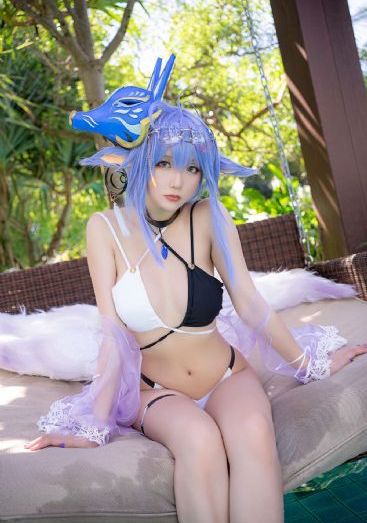 一代女皇艳史一级淫片免费放电影